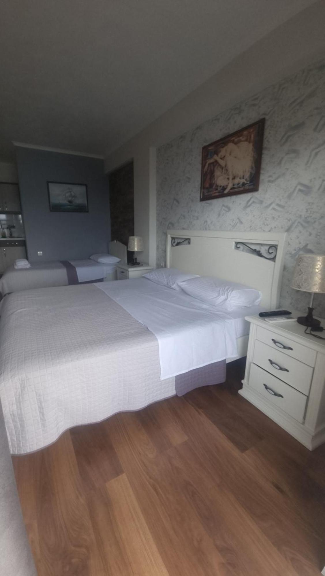 סרנדה Hotel Klironomi מראה חיצוני תמונה