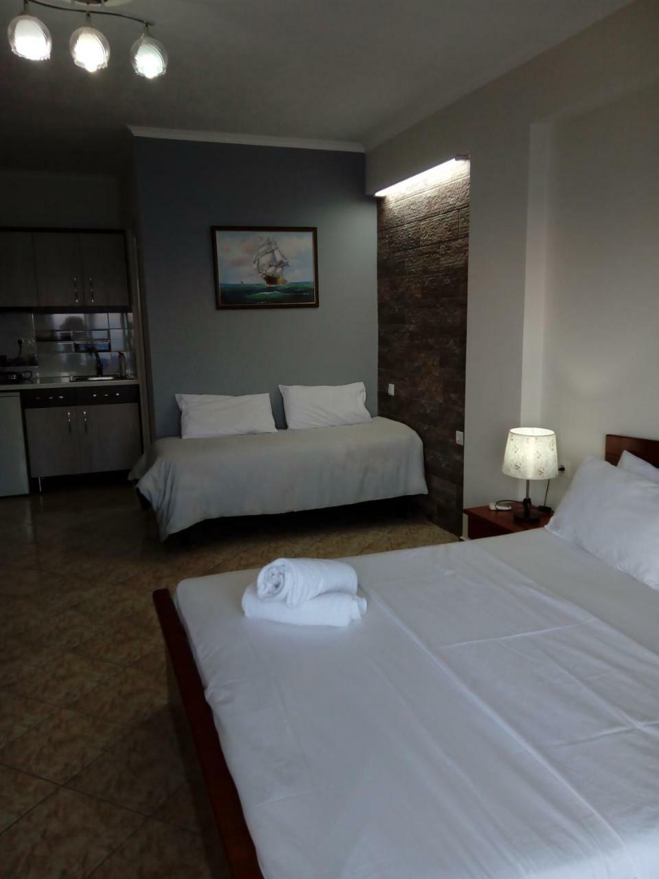 סרנדה Hotel Klironomi מראה חיצוני תמונה